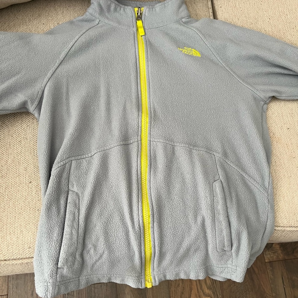 boys large 14/16 north face zip up jacket